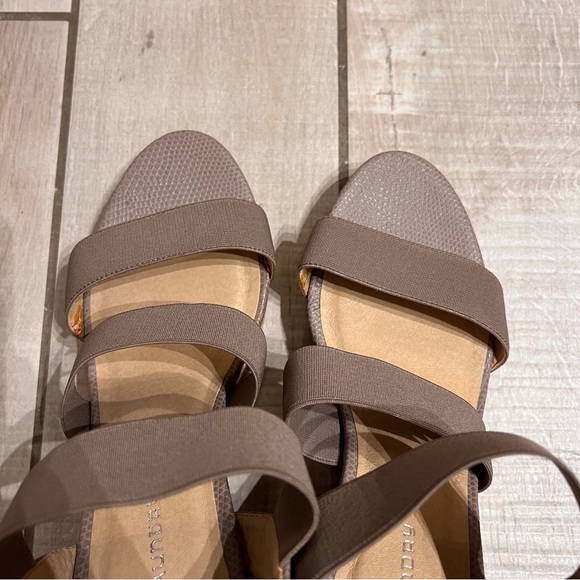 CL by‎ Laundry Taupe Strappy Heels - Picture 6 of 8